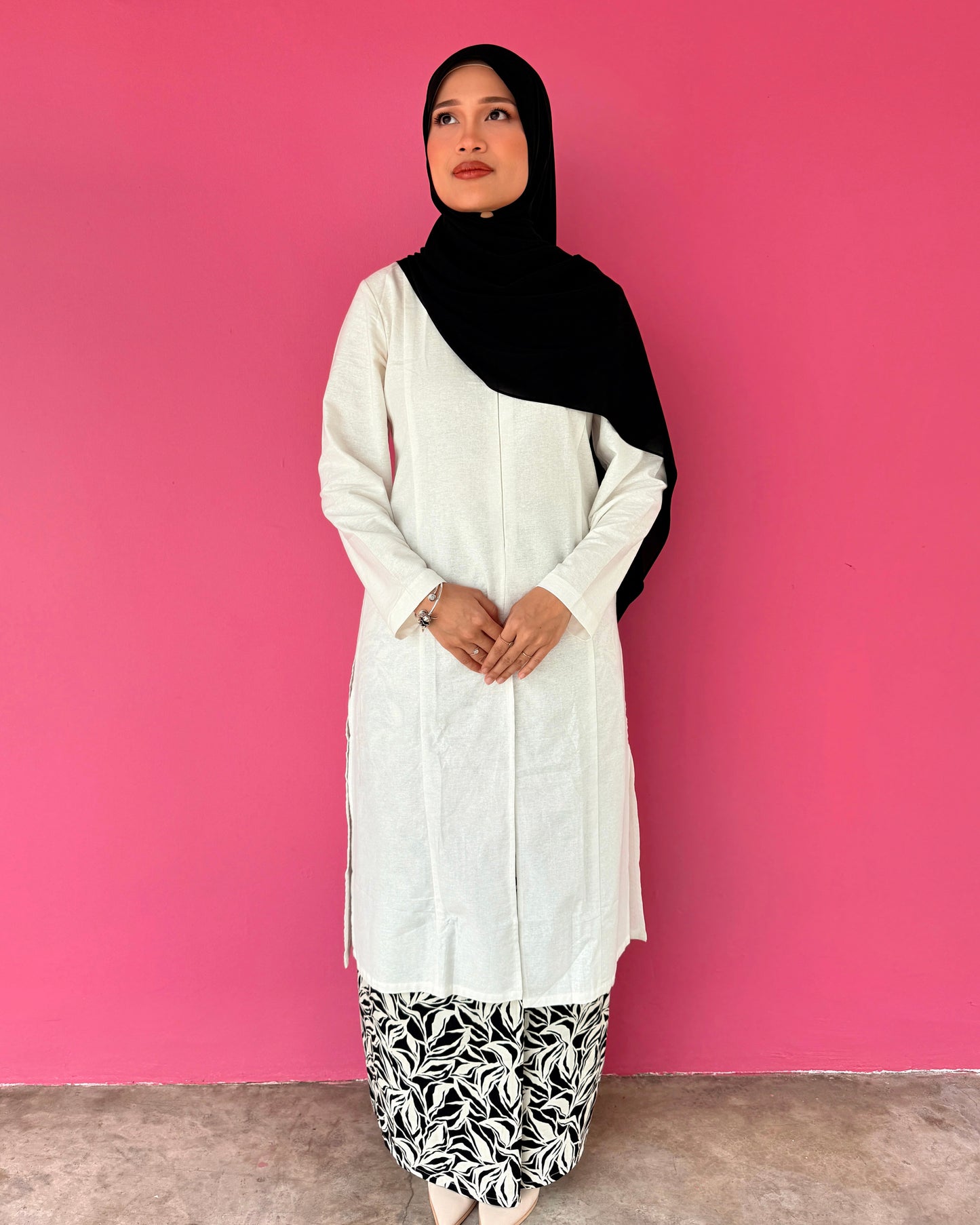 The Simple Raya Fit