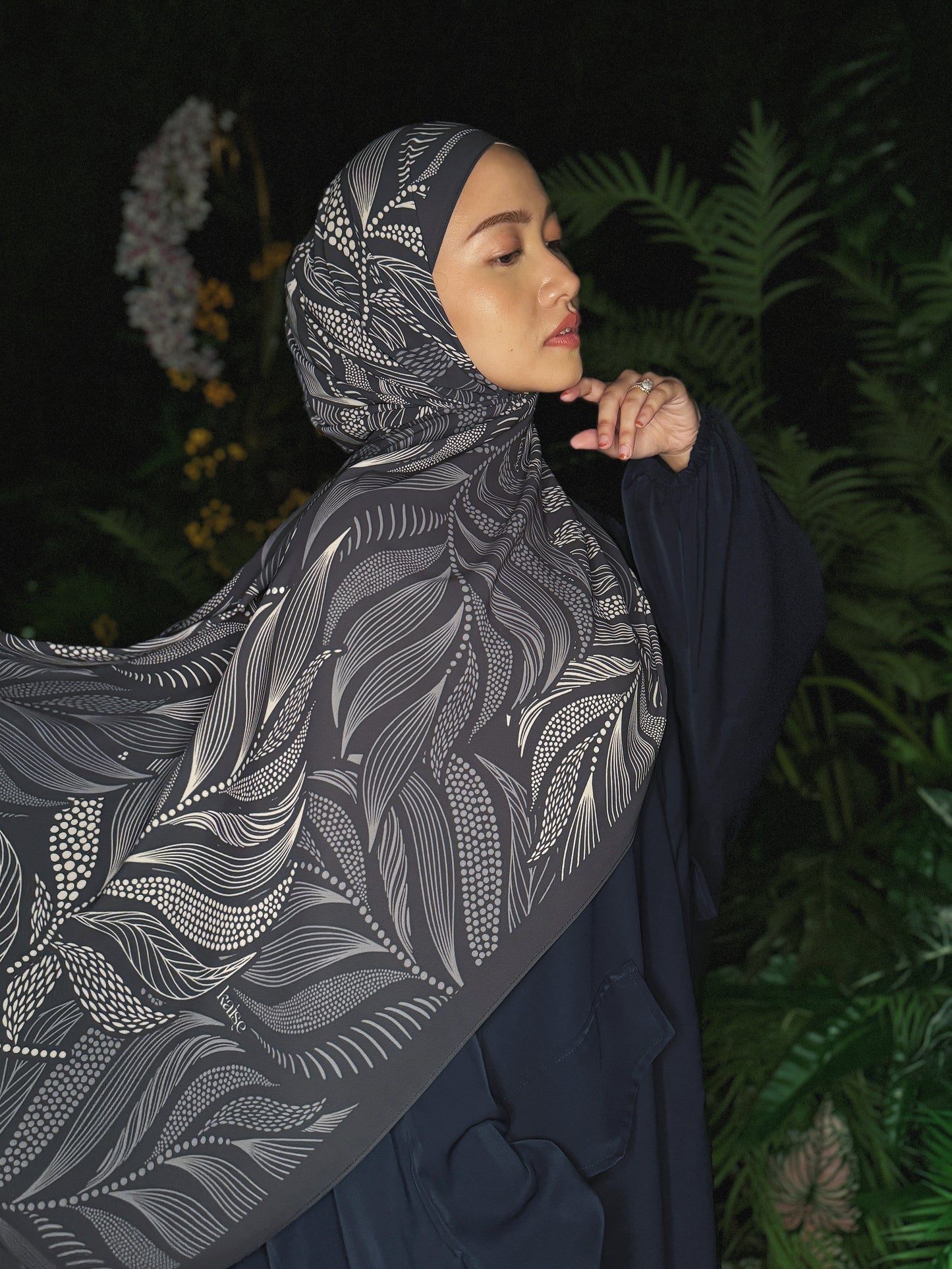 Harmony (Dark Grey)