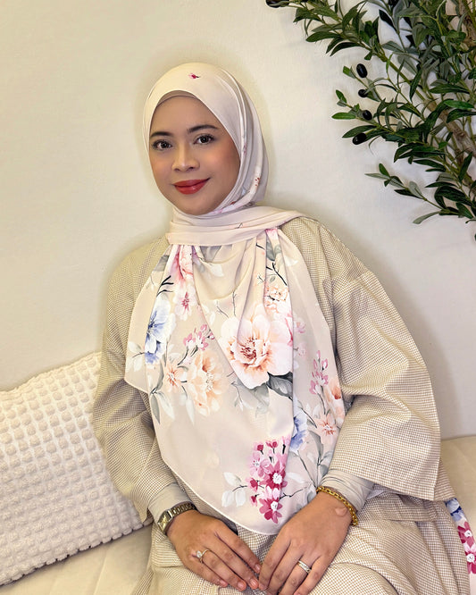 Flutterbloom (Cream)