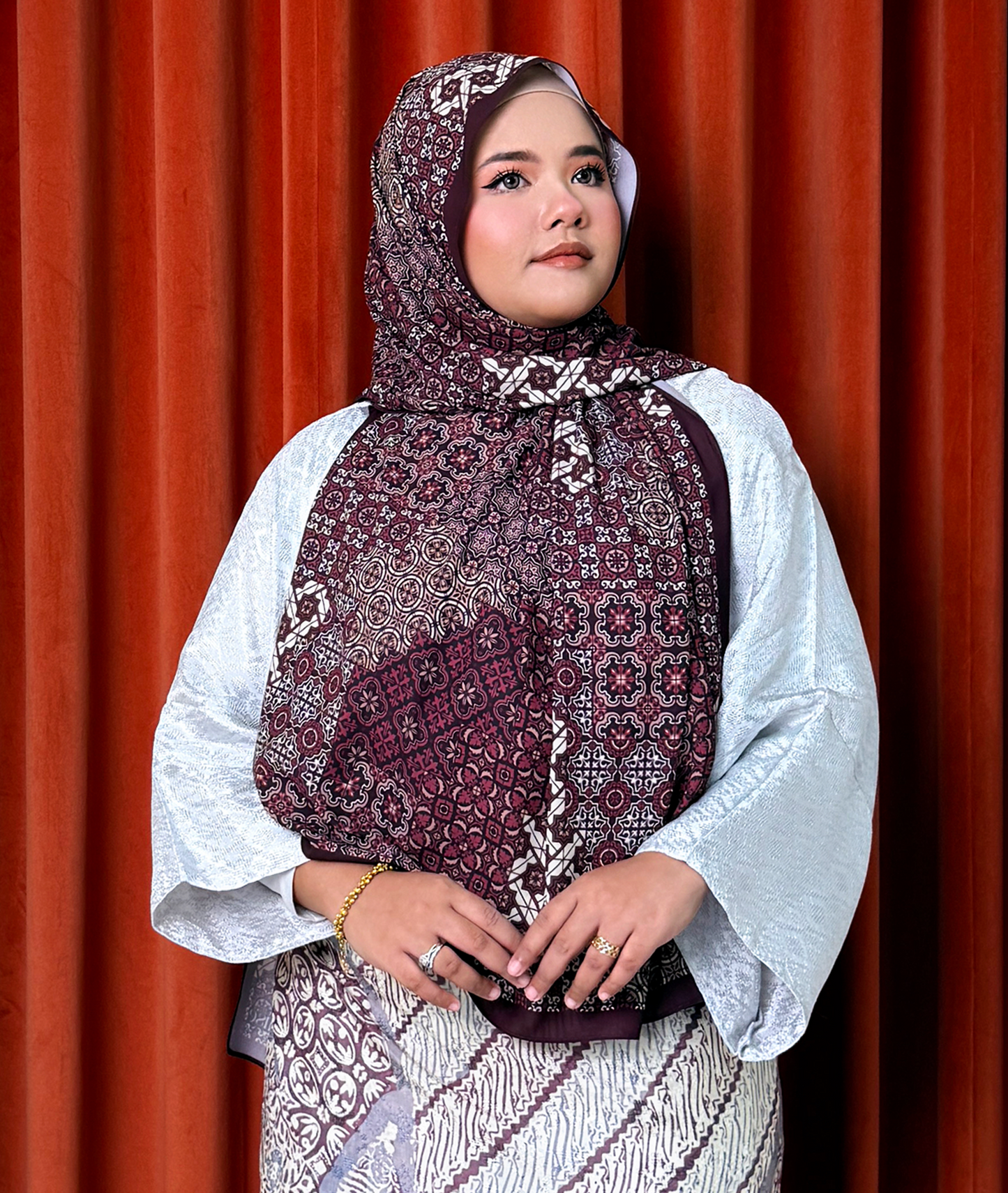 The Heritage Weave (Burgundy)