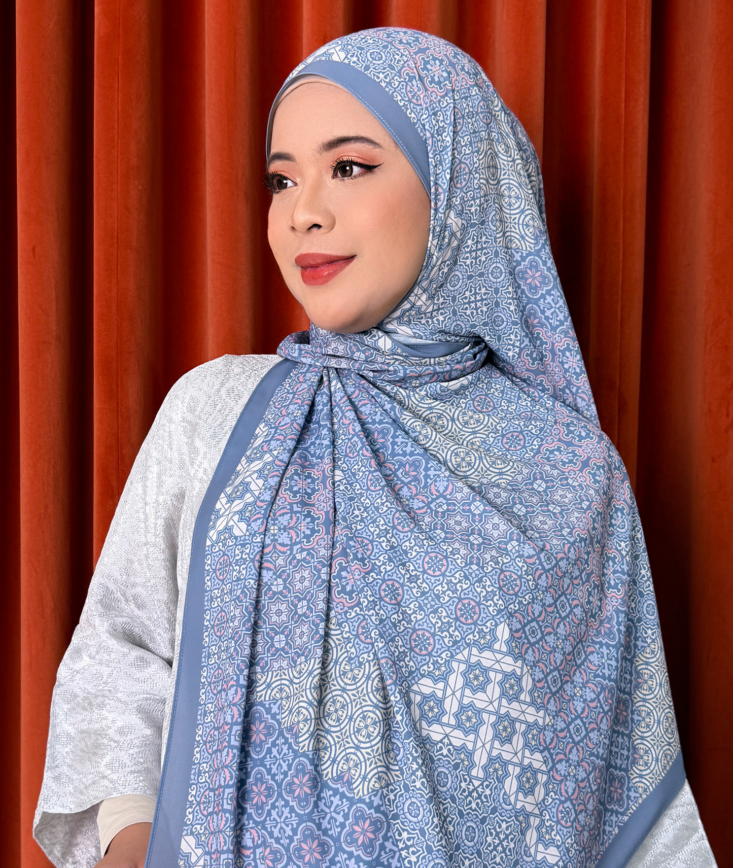 The Heritage Weave (Blue Pink)