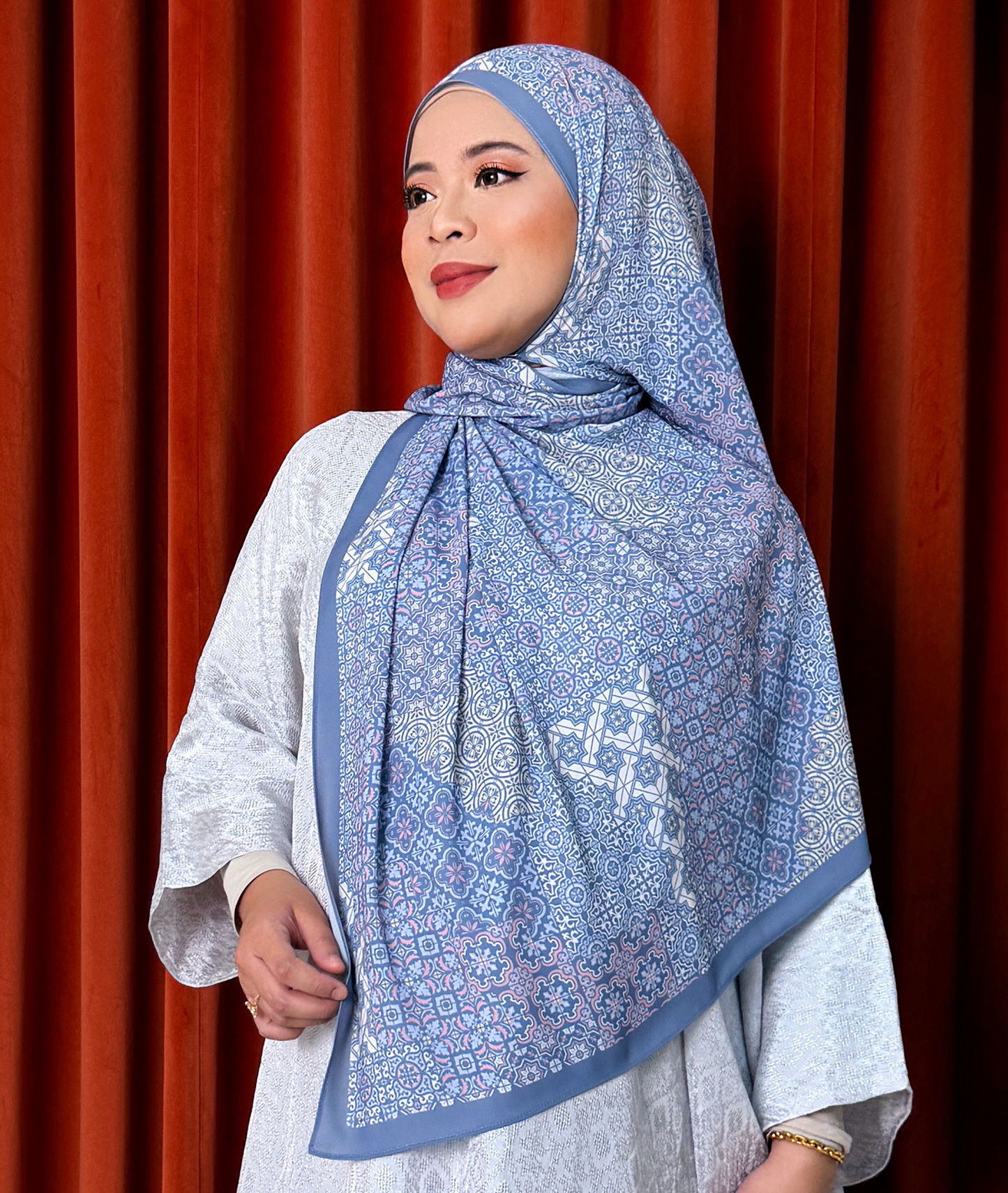 The Heritage Weave (Blue Pink)